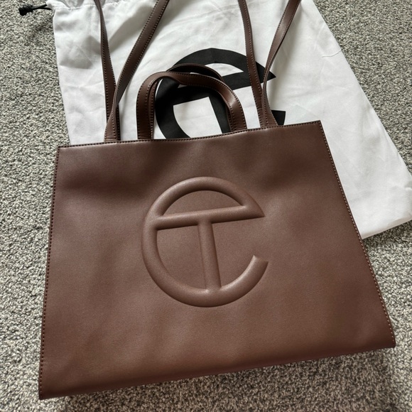 Telfar Medium Chocolate shopping bag - Picture 2 of 5